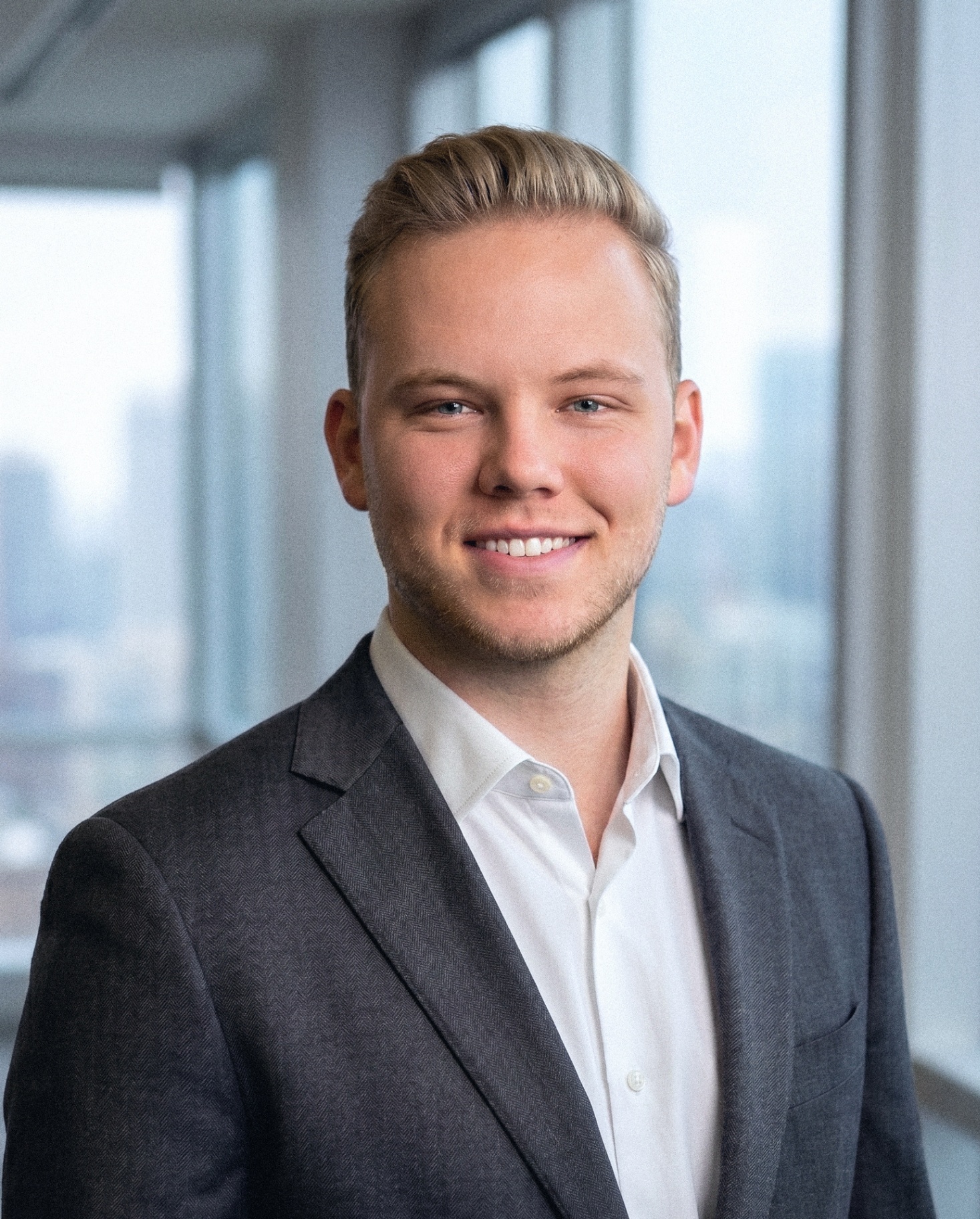 Andrew Carnes, Investment Advisor